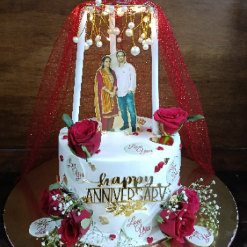 Celebrating Milestones with Sweet Memories: The Story of a Chocolate Anniversary Cake | 7 LAYERS