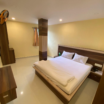 Discover Comfort and Convenience at Hotel Tuk Tuk Palace | HOTEL TUK TUK PALACE