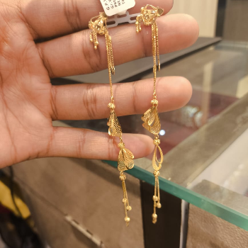 Sparkle Through Tradition: The Perfect Earrings for Every Occasion | JAUHARI JEWELLERS