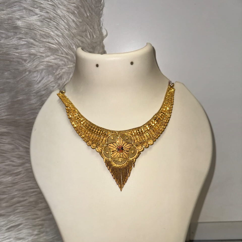 Embracing Elegance: How an Antique Gold Choker Transformed Meera's Life | NAKODA JEWEL PARK