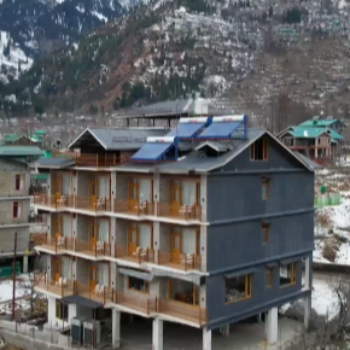 Best Time to Visit Manali: A Season-by-Season Travel Guide | THE ZIMA RESORT
