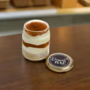 Savoring Happiness: How Mango Cheese Jar Cake Solved Anjali’s Sweet Dilemma | ISHITA CAKE SHOP