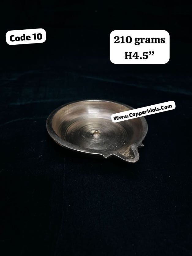 Illuminating Traditions: How Panchaloha Handcrafted Lamps Transform Indian Homes | PRASIDDH ENTERPRISES