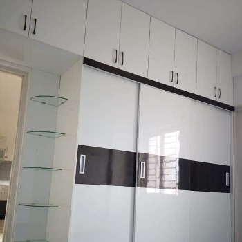 Transform Your Home with Custom Wardrobes: A Tale of Elegance and Efficiency | LAKDIHOUSE.COM