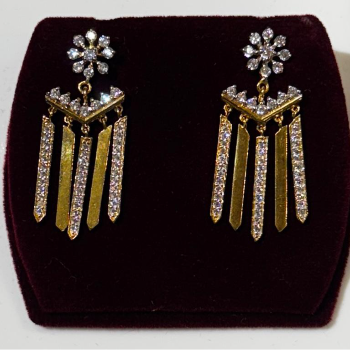 The Perfect Blend of Elegance and Confidence: V-Star Earrings | GLITZ JEWELS