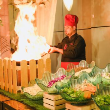 Transforming Celebrations: How Live Counter Catering Revolutionizes Events in India | RAJNISH SHRICHINTAMAN DUBE