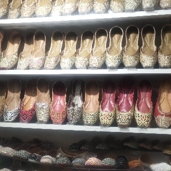 Embracing Tradition with Style: The Perfect Jutti for Every Occasion | JUTTI MAHAL