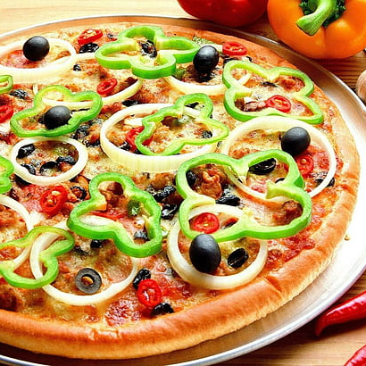 The Perfect Solution for Raj and Priya's Pizza Dilemma | URBAN EATERY