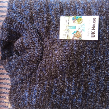 Why Hand Knitted Wool Pullovers Are the Best Winter Wear