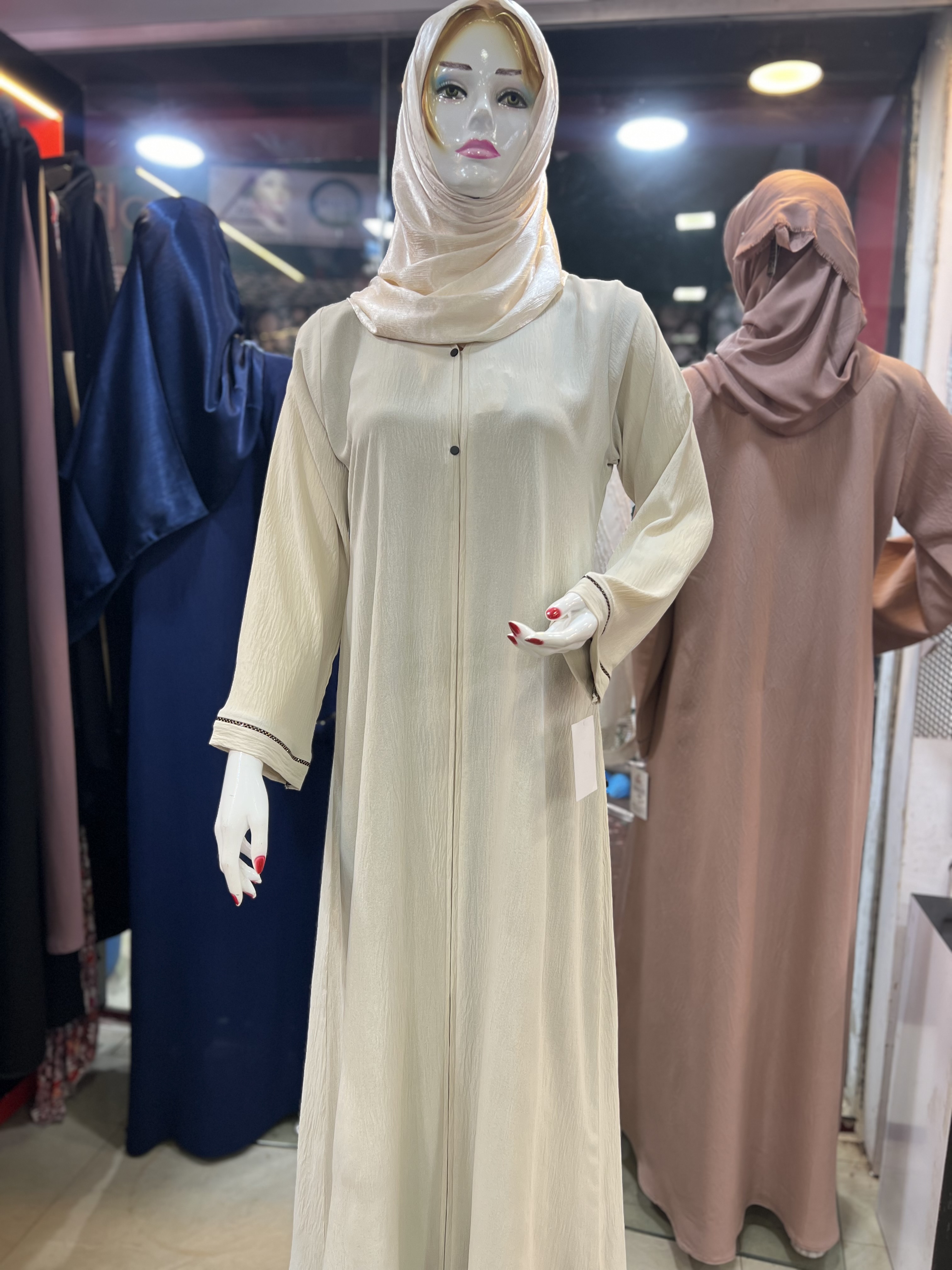 Discover the Advantages of the Imported Material Creamish Soft Crush Abaya from Nada Burkha House
