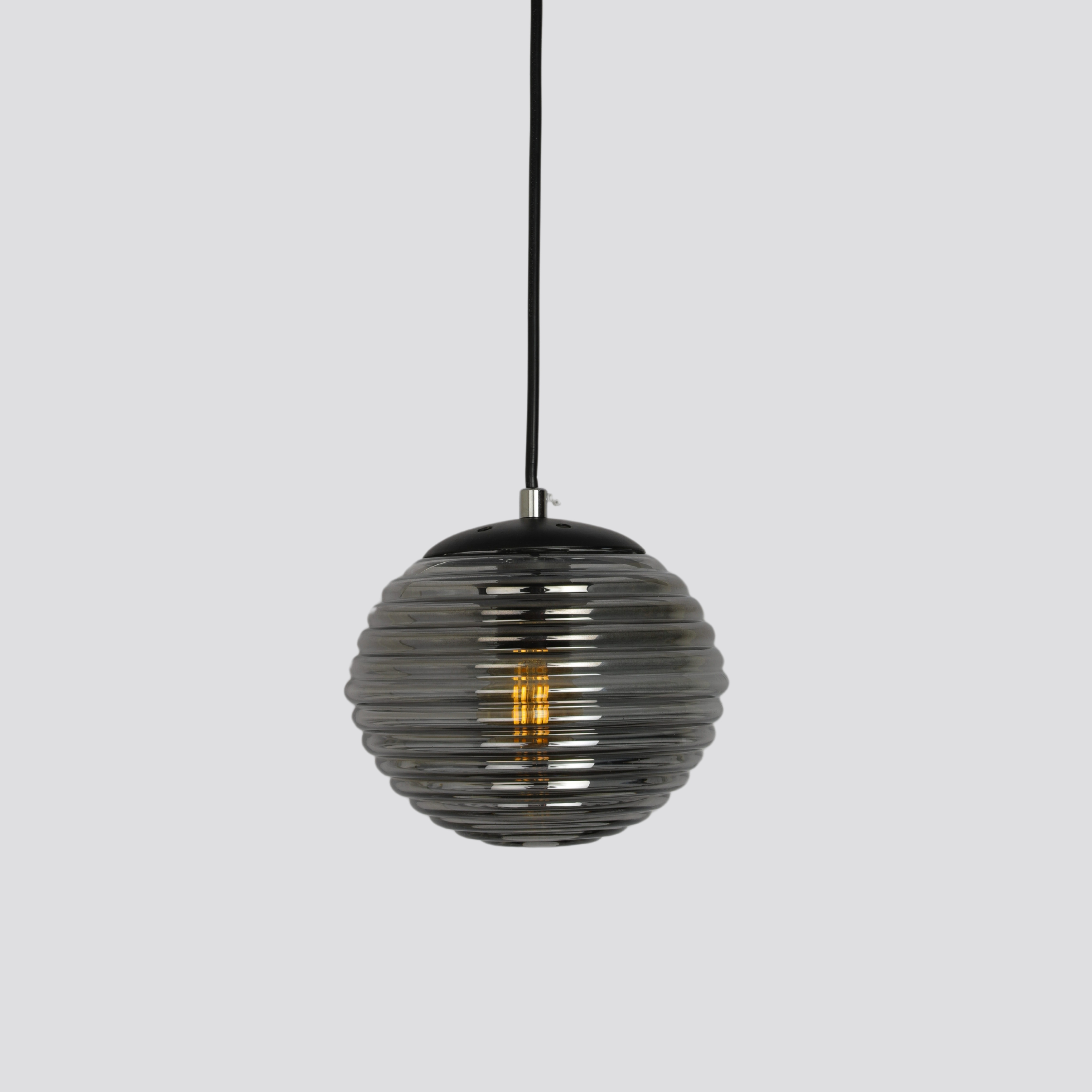 Transform Your Home with the Exquisite Pearl Path Pendant Lamp
