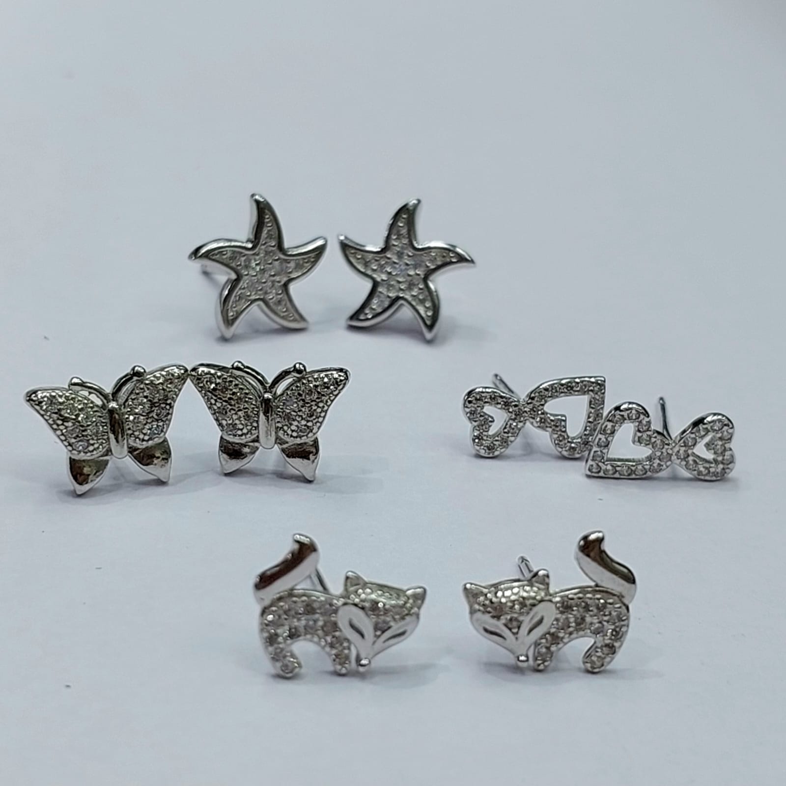 Transforming Elegance: How Parekh Jewels Revolutionizes the Earring Experience