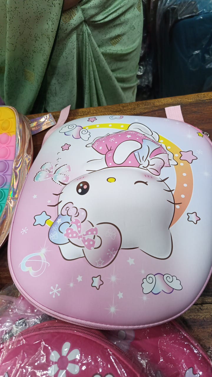 A Day in the Life: How the Perfect Baby Bag Transformed Meera's Journey into Motherhood | ANVI HUB