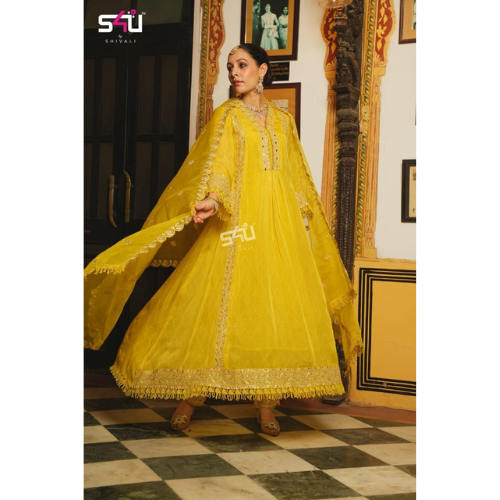 Embrace Sunshine: Why Every Little Girl Needs This Yellow Dress