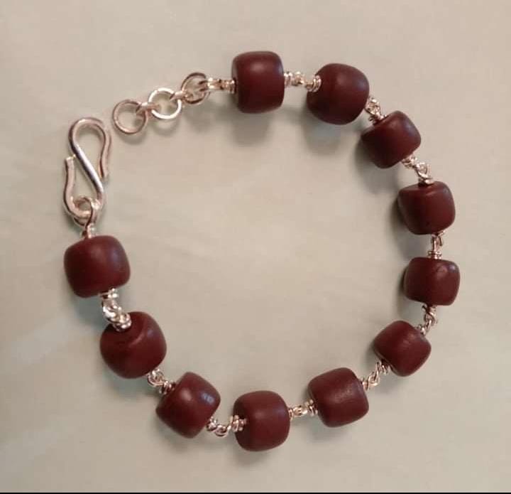 How Navapashanam Beads Promote Positivity