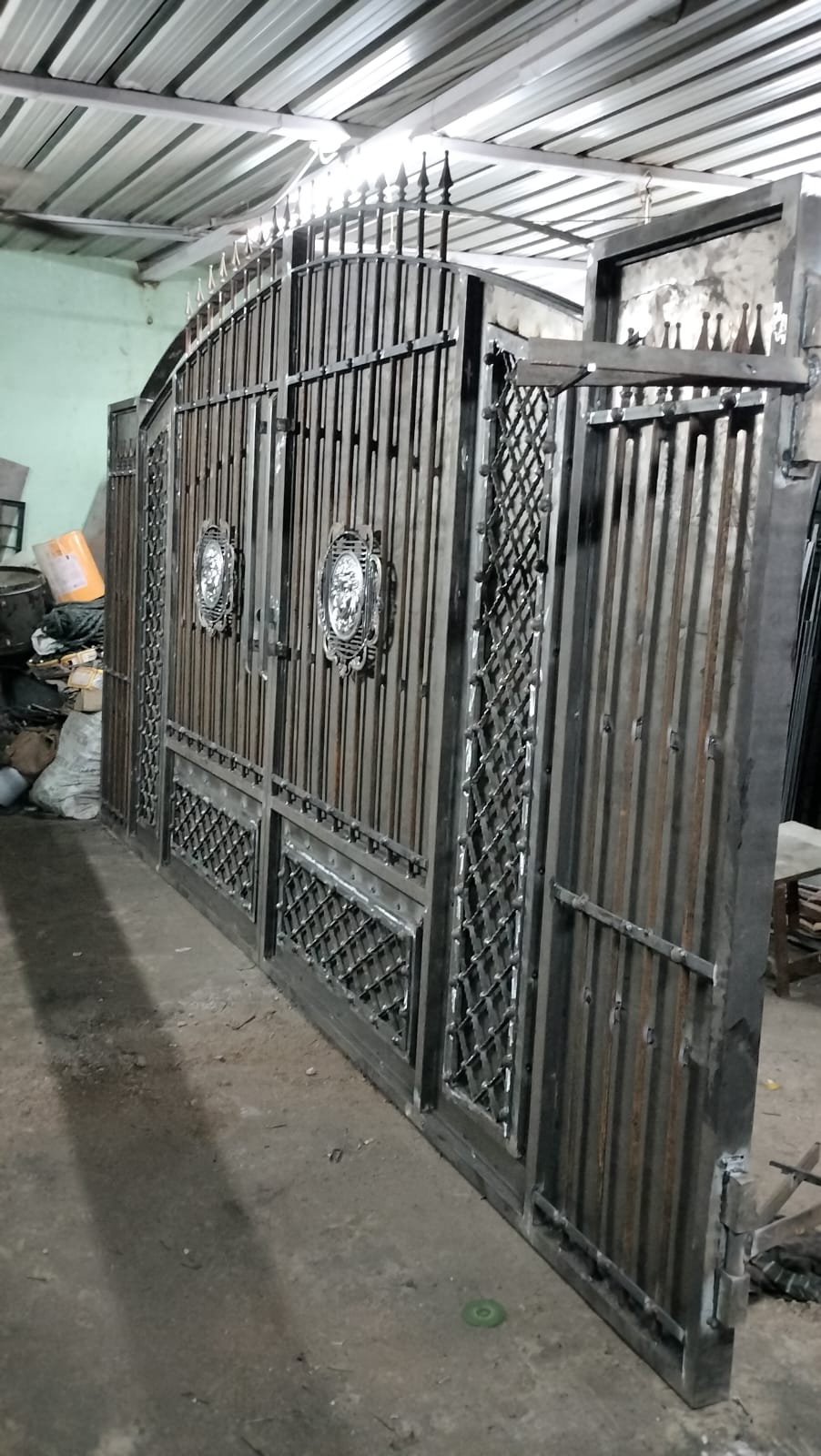 Enhancing Home Security and Aesthetic: The Impact of a Front Gate on Indian Households