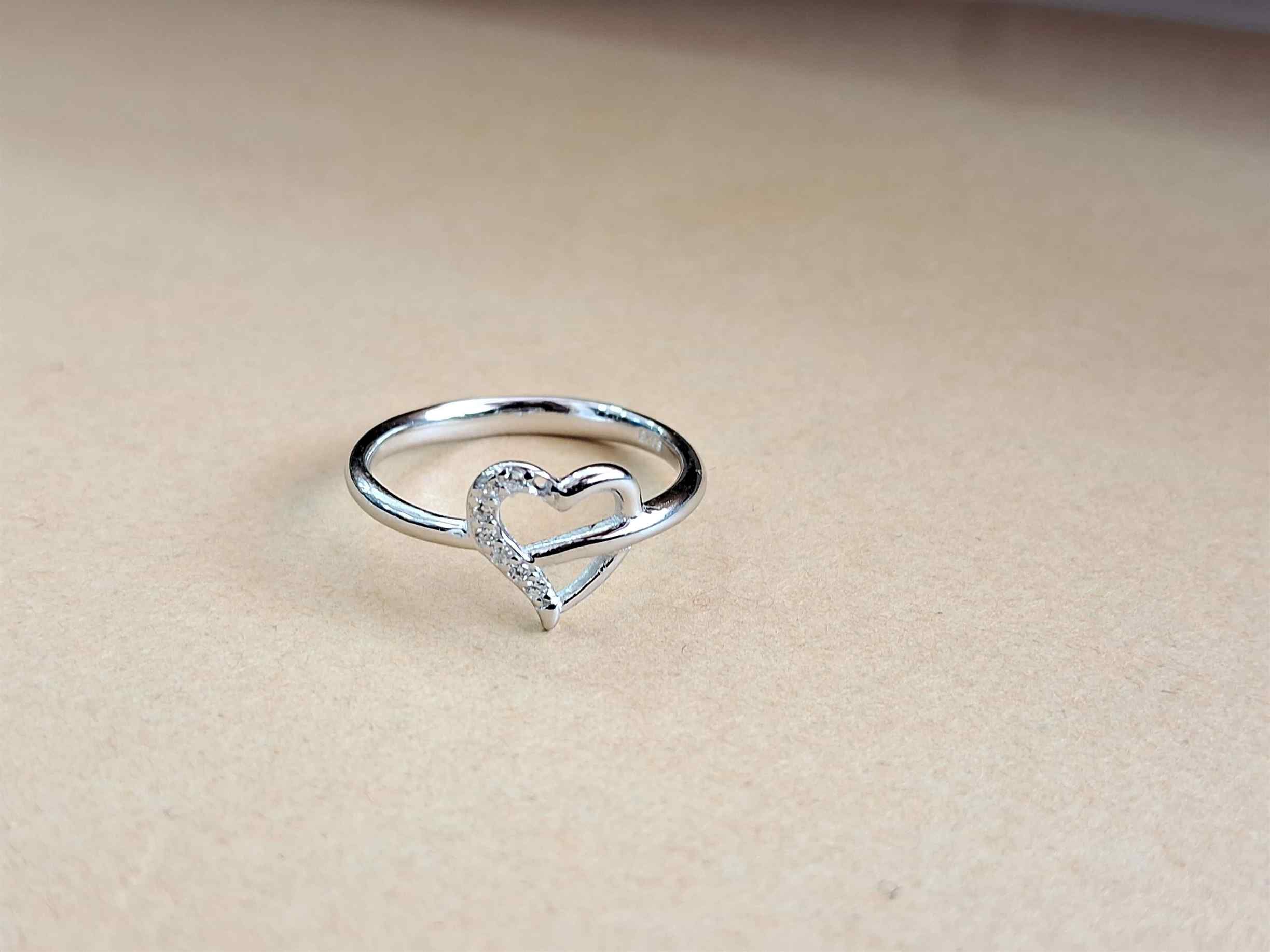 A Love Story Etched in Silver: The Perfect Gift for Every Occasion