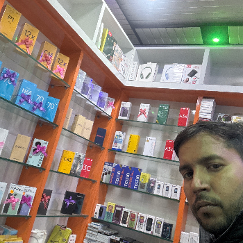 Transforming Mobile Retail: How Anjali Found Success with a Simple Solution