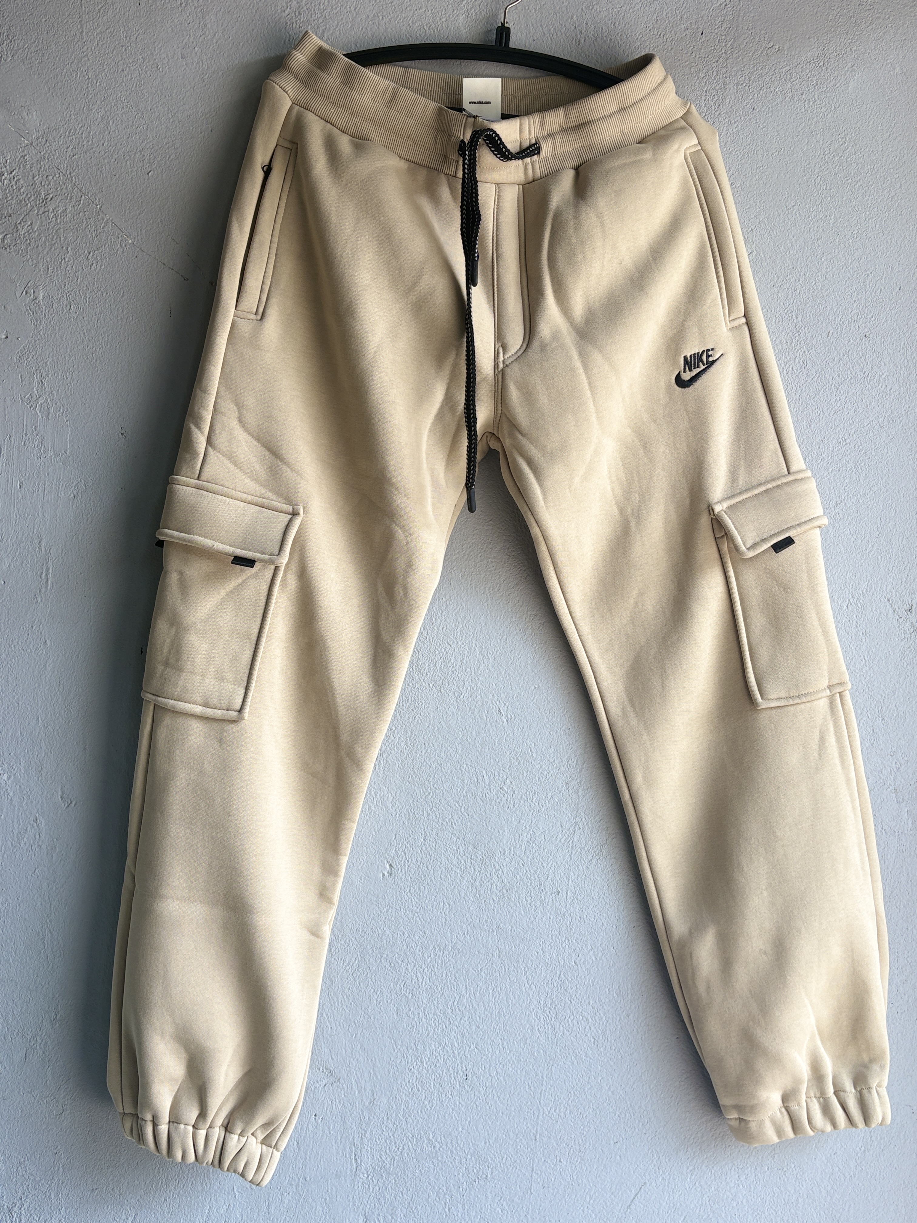 Embrace Comfort and Style: Discover the Perfect Nike Lowers for Every Occasion