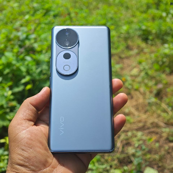 Vivo t3ultra 5g (8/256)gb-https://s3.ap-south-1.amazonaws.com/prod-media-vyaparify-com/vcards/products/139845/product_1739453312_67adf380a5bae.png Image