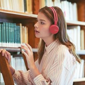 Sony WH-CH400-https://s3.ap-south-1.amazonaws.com/prod-media-vyaparify-com/vcards/products/147062/product_1740137885_67b8659d99cea.png Image