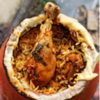 Chicken handi biryani (500gm)-https://s3.ap-south-1.amazonaws.com/prod-media-vyaparify-com/vcards/products/149196/product_1740210807_67b98277bdfbd.png Image