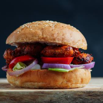 Tandoori Burger-https://s3.ap-south-1.amazonaws.com/prod-media-vyaparify-com/vcards/products/149741/product_1740306816_67baf98078a22.png Image
