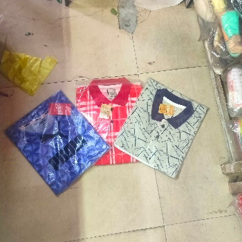  T-shirt PRAVIN HIRALAL VARDEKAR OMSAI DRESSES  PANCH KANDIL AGRA  ROAD FRUIT MARKET DHULE 424001