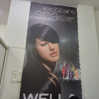 QUEEN MADONNA-https://s3.ap-south-1.amazonaws.com/prod-media-vyaparify-com/vcards/products/154729/product_1740987981_67c55e4d5b3e9.png Image