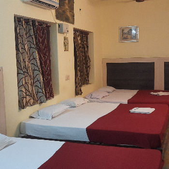 6 Bed A/C Room-https://s3.ap-south-1.amazonaws.com/prod-media-vyaparify-com/vcards/products/157543/product_1741326470_67ca888612c8c.png Image