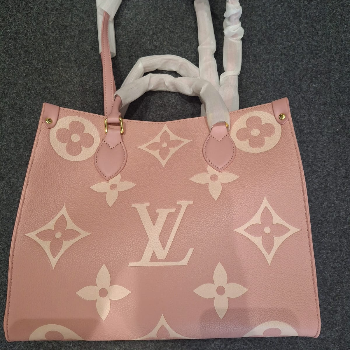 Leather Bag in baby pink colour-https://s3.ap-south-1.amazonaws.com/prod-media-vyaparify-com/vcards/products/157622/product_1741330092_67ca96ac24952.png Image