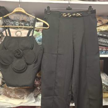 Party wear For Girls-https://s3.ap-south-1.amazonaws.com/prod-media-vyaparify-com/vcards/products/157635/product_1741330777_67ca9959ac65f.png Image