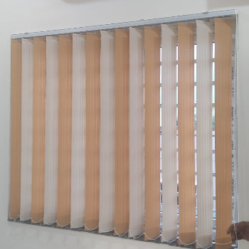 Window Blinds-https://s3.ap-south-1.amazonaws.com/prod-media-vyaparify-com/vcards/products/171203/product_1742650878_67debdfe23969.png Image