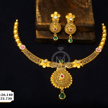 Gold set-https://s3.ap-south-1.amazonaws.com/prod-media-vyaparify-com/vcards/products/171221/product_1742661804_67dee8ac5c4e7.png Image