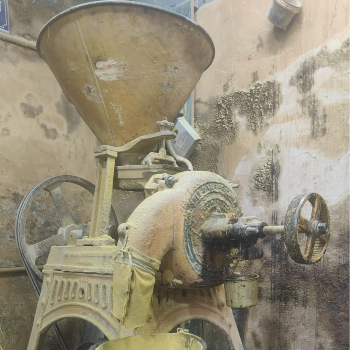  வாசனை மஞ்சள் அரைக்கும் தனி மிஷின் VIJAYAKUMAR K A P P R KABIR DOSS  FLOOR MILL C O 121  USILAI ROAD THIRUMANGALAM