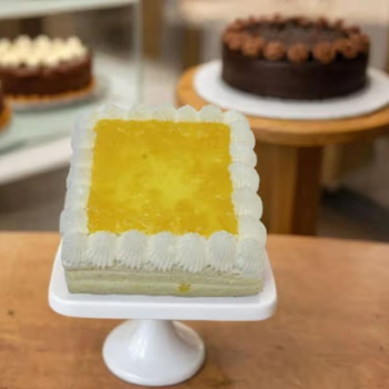 Turkish Pineapple Cake (500 gm)-https://s3.ap-south-1.amazonaws.com/prod-media-vyaparify-com/vcards/products/188217/product_1744465703_67fa6f27e55be.png Image