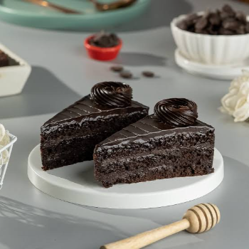 Truffle Pastry 90grm-https://s3.ap-south-1.amazonaws.com/prod-media-vyaparify-com/vcards/products/191177/product_1744906684_680129bca00c6.png Image