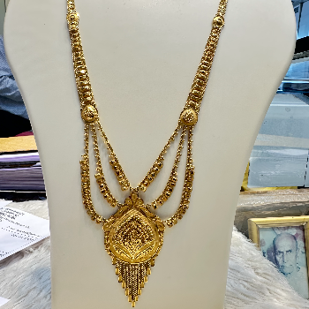 Majestic Gold Rani Haar with Bold Leaf Motif Pendan-https://s3.ap-south-1.amazonaws.com/prod-media-vyaparify-com/vcards/products/195763/product_1745414563_6808e9a3e6814.png Image