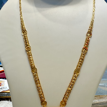 Antique Gold Temple-Inspired Pendant Necklace with Coin Detailing-https://s3.ap-south-1.amazonaws.com/prod-media-vyaparify-com/vcards/products/195799/product_1745416272_6808f050ce509.png Image