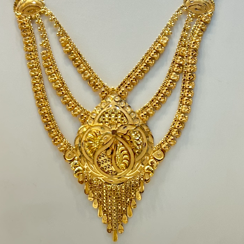 Majestic Layered Temple Haar with Ornate Central Pendant-https://s3.ap-south-1.amazonaws.com/prod-media-vyaparify-com/vcards/products/196701/product_1745492541_680a1a3d060a4.png Image