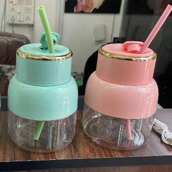 Mini Portable juicer-https://s3.ap-south-1.amazonaws.com/prod-media-vyaparify-com/vcards/products/198773/product_1745599315_680bbb534f8eb.png Image