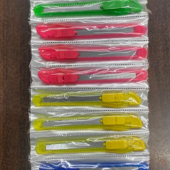 Big Size Cutter (12 PCS)-https://s3.ap-south-1.amazonaws.com/prod-media-vyaparify-com/vcards/products/204021/product_1745945729_68110481368ce.png Image