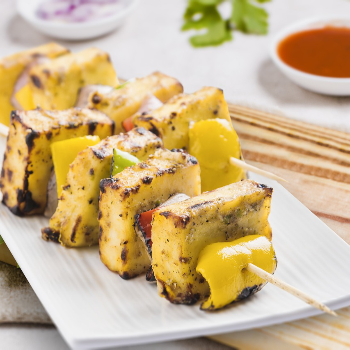 Veg Tikka / Kebab-https://s3.ap-south-1.amazonaws.com/prod-media-vyaparify-com/vcards/products/206212/product_1746155767_681438f7df221.png Image