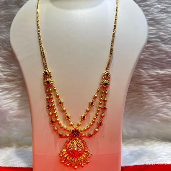 Three-Layer Gold-Plated Haar with Pendant-https://s3.ap-south-1.amazonaws.com/prod-media-vyaparify-com/vcards/products/208019/product_1746187712_6814b5c0e9d9f.png Image