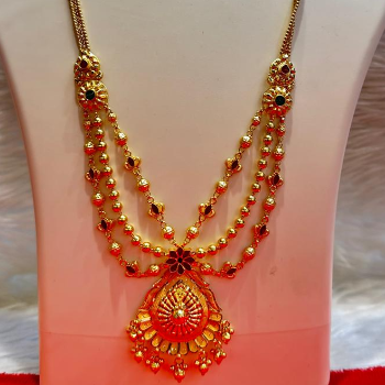 Three-Layer Gold-Plated Haar with Pendant-https://s3.ap-south-1.amazonaws.com/prod-media-vyaparify-com/vcards/products/208022/product_1746187713_6814b5c14563f.png Image
