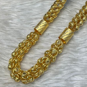 MENS GOLD CHAIN-https://s3.ap-south-1.amazonaws.com/prod-media-vyaparify-com/vcards/products/208126/product_1746191273_6814c3a985a24.png Image