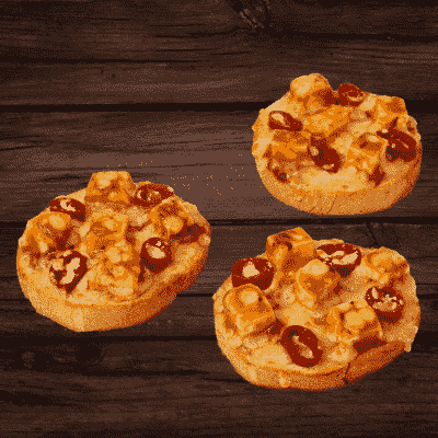 Variety of Garlic Breads-https://s3.ap-south-1.amazonaws.com/prod-media-vyaparify-com/vcards/products/220411/product_1746810244_681e35847c584.png Image