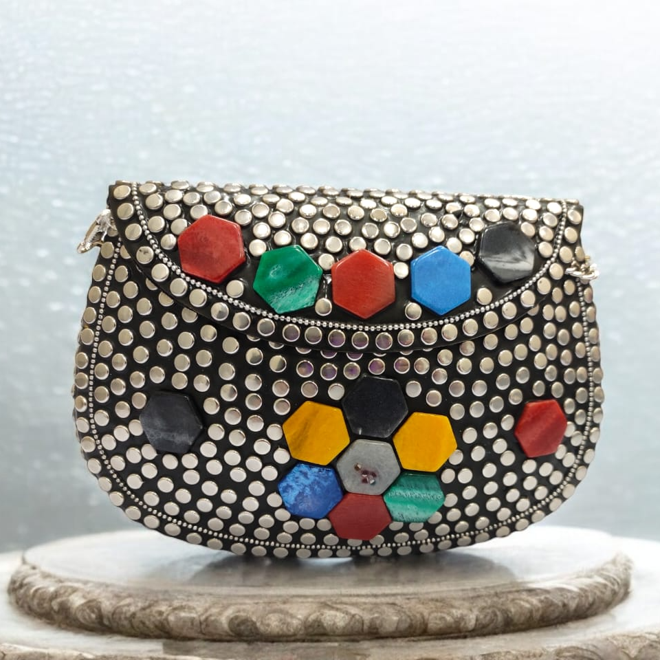 Metal Clutch Bags-https://s3.ap-south-1.amazonaws.com/prod-media-vyaparify-com/vcards/products/222910/product_1746877194_681f3b0ab2a82.png Image