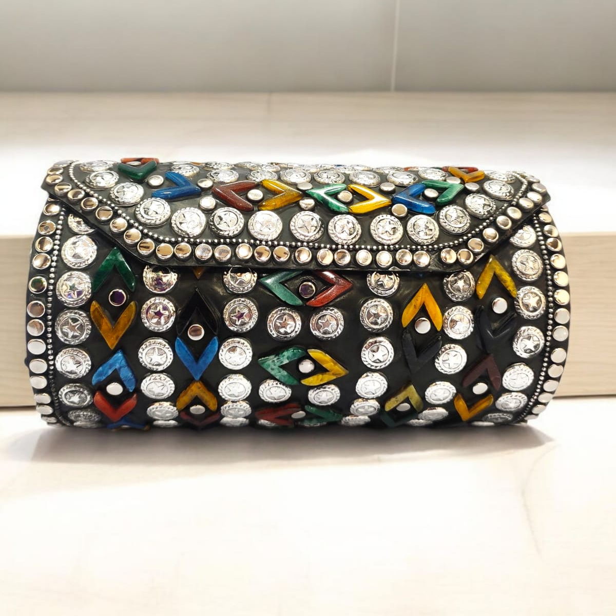  Cylindrical Shape Metal Clutch for Women HAMNAYA HANDICRAFT HAMNAYA HANDICRAFT DAYANAND MARG JAIPUR