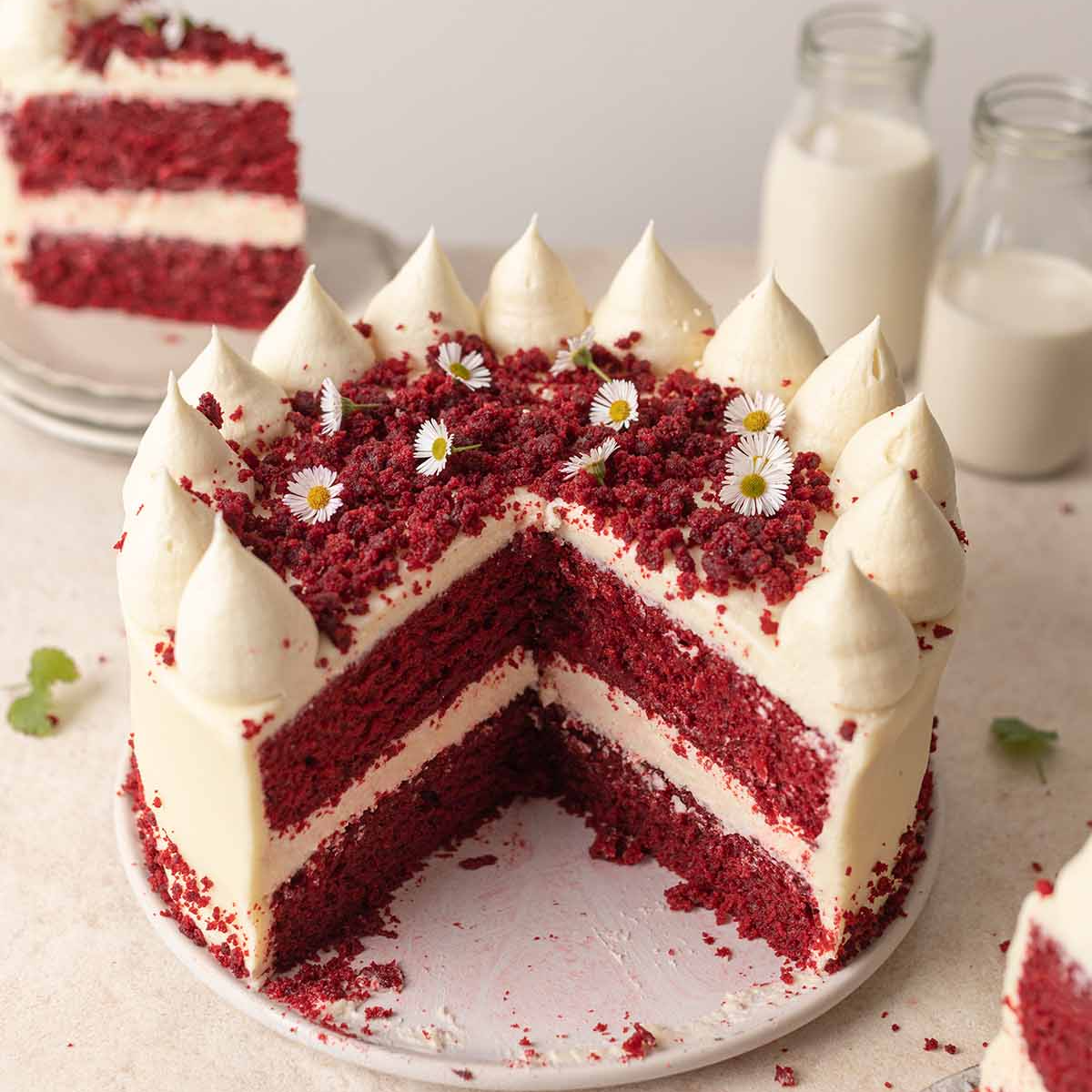 Red velvet cake with cheese cream-https://s3.ap-south-1.amazonaws.com/prod-media-vyaparify-com/vcards/products/225148/product_1747060121_68220599eb6d8.png Image